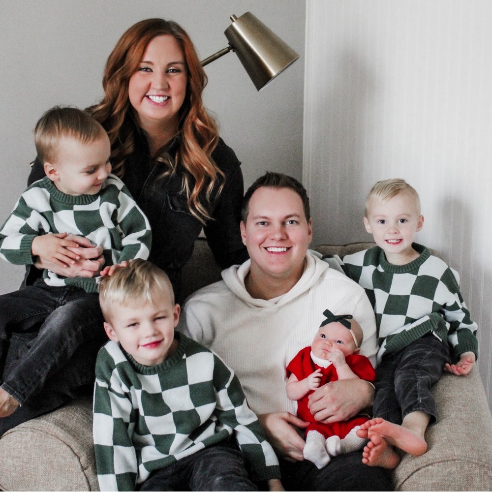 Meet your Posher, Angel - Picture 2 of 3